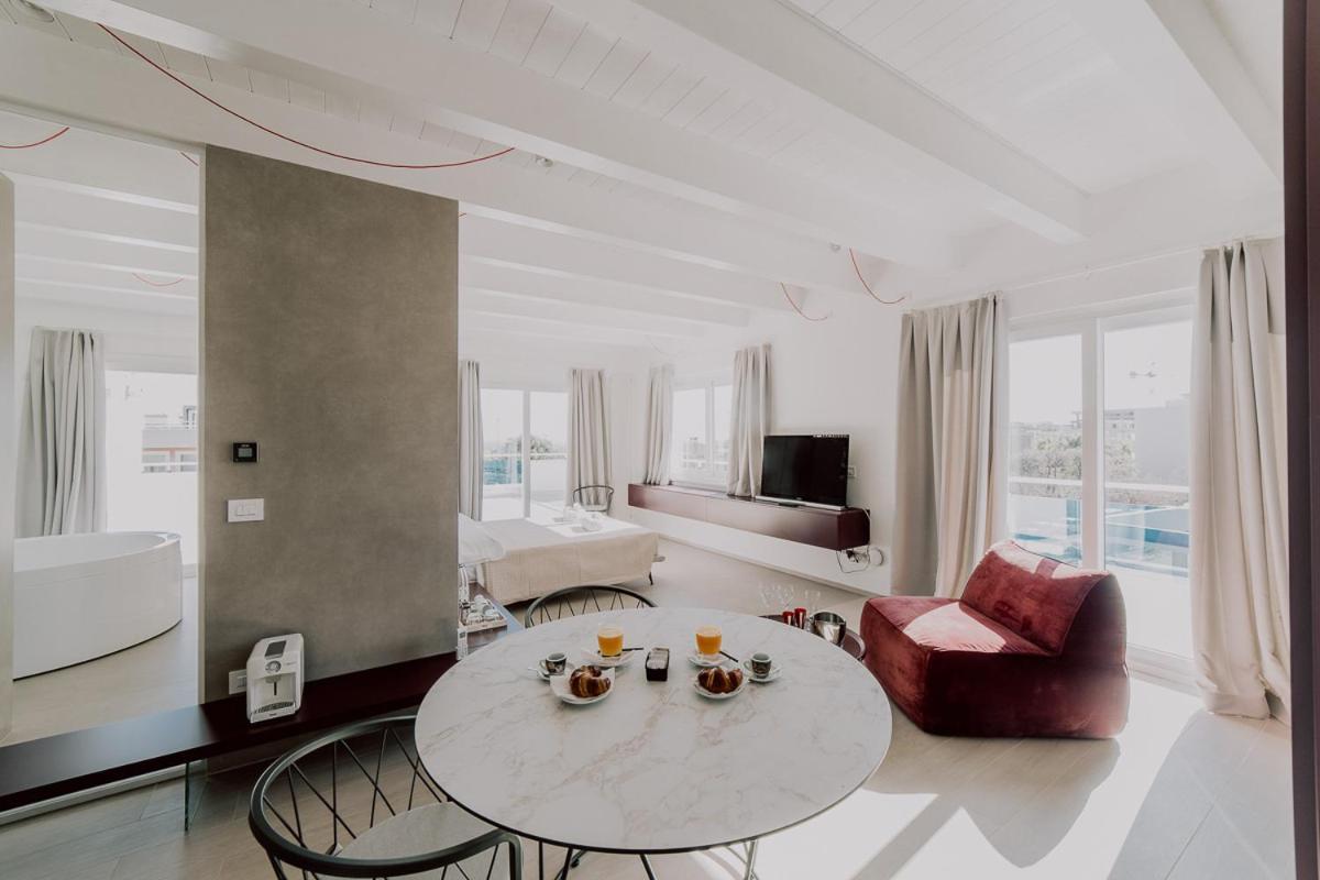 Suite Donna Edwige By Monholiday Monopoli Exterior foto